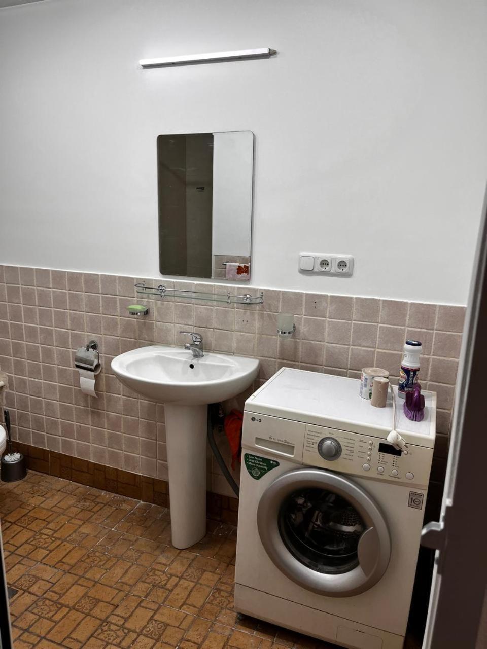 Komitas Apartement Erivan Exterior foto