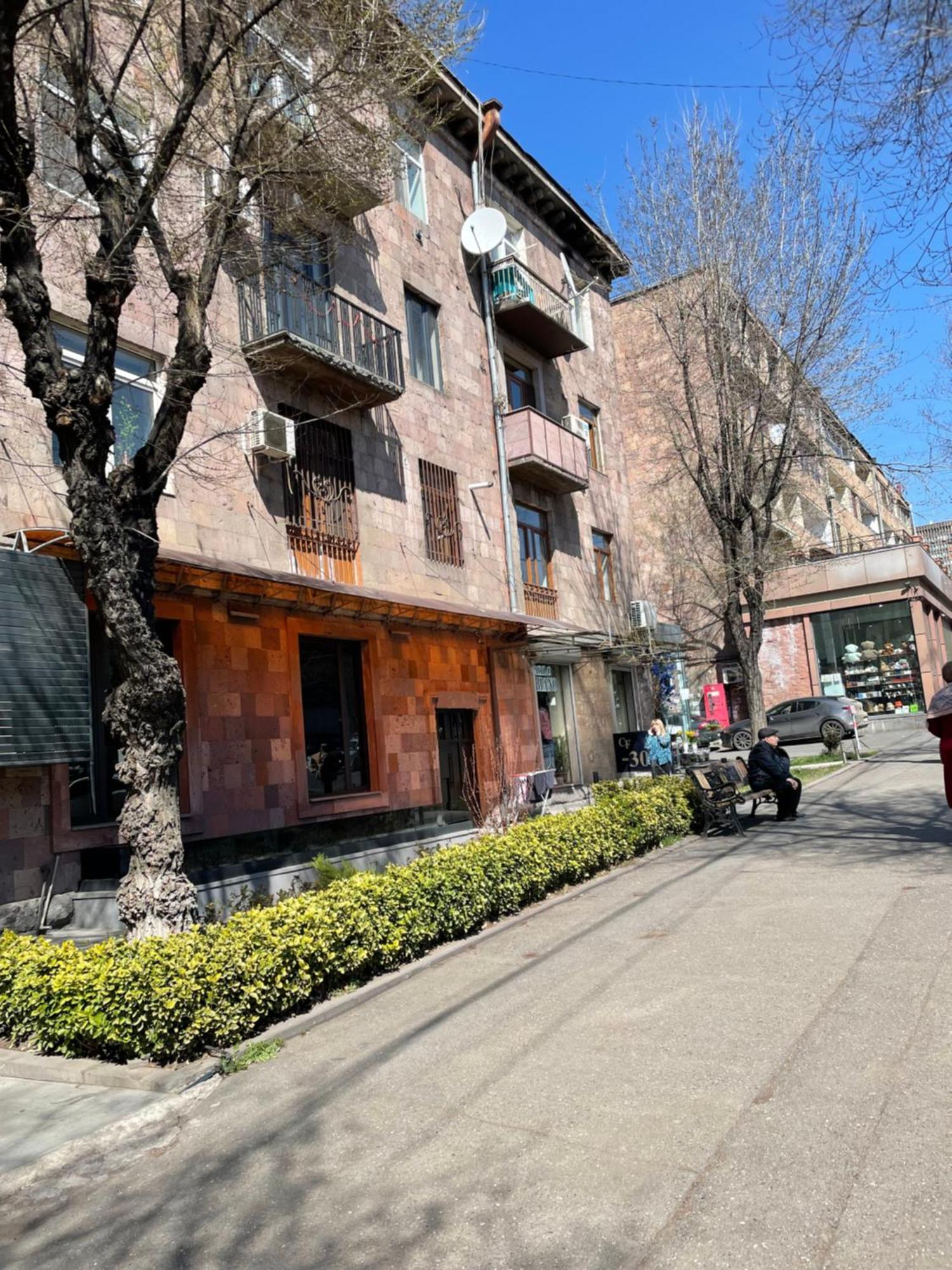Komitas Apartement Erivan Exterior foto